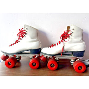 Vintage Reidell Roller Skates SZ 7 with BACK BRAKE White Leather JOGGER 120 Red